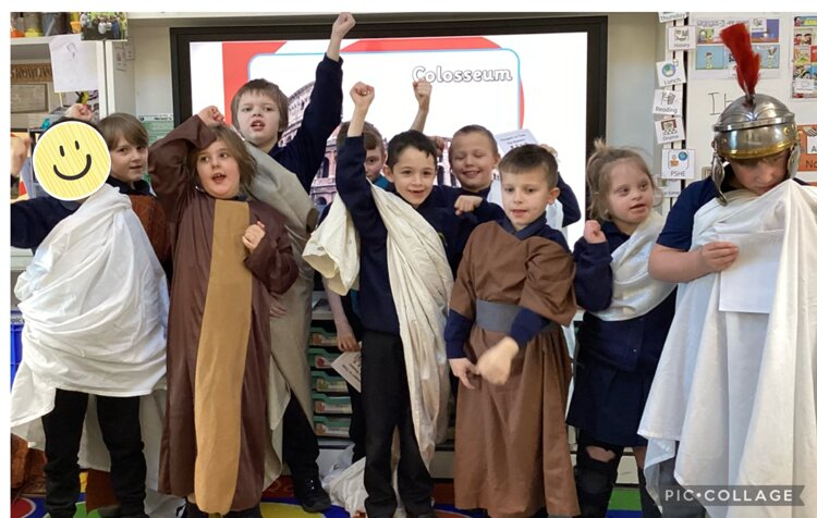 Image of Romans visiting 2R!